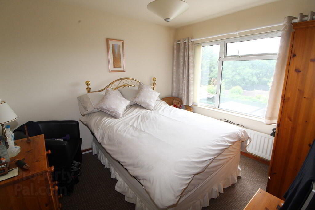 5 Elmfield Road 9 of 13