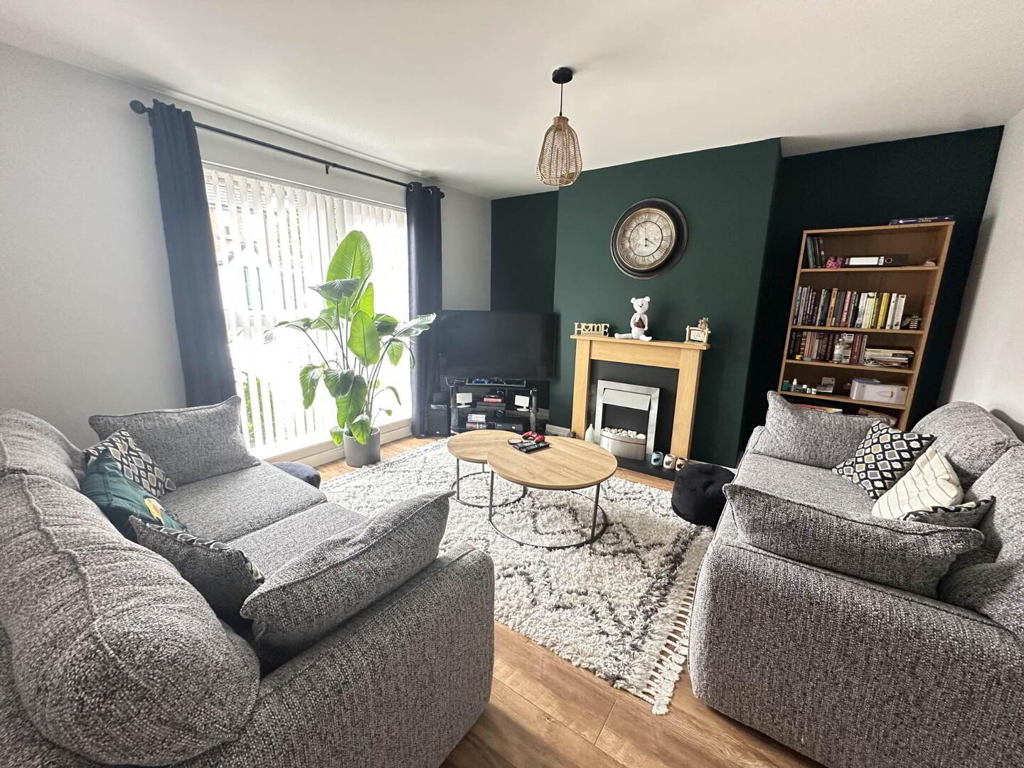 29 Sandford Avenue 3 of 13