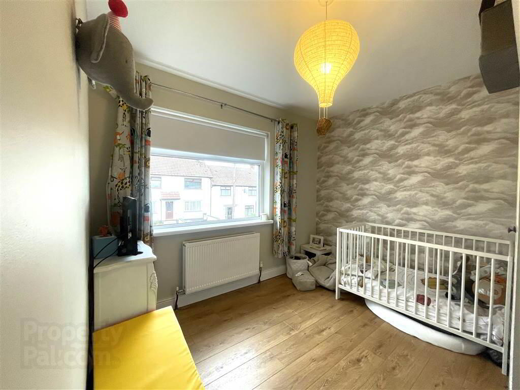 52 Ramoan Gardens 17 of 25