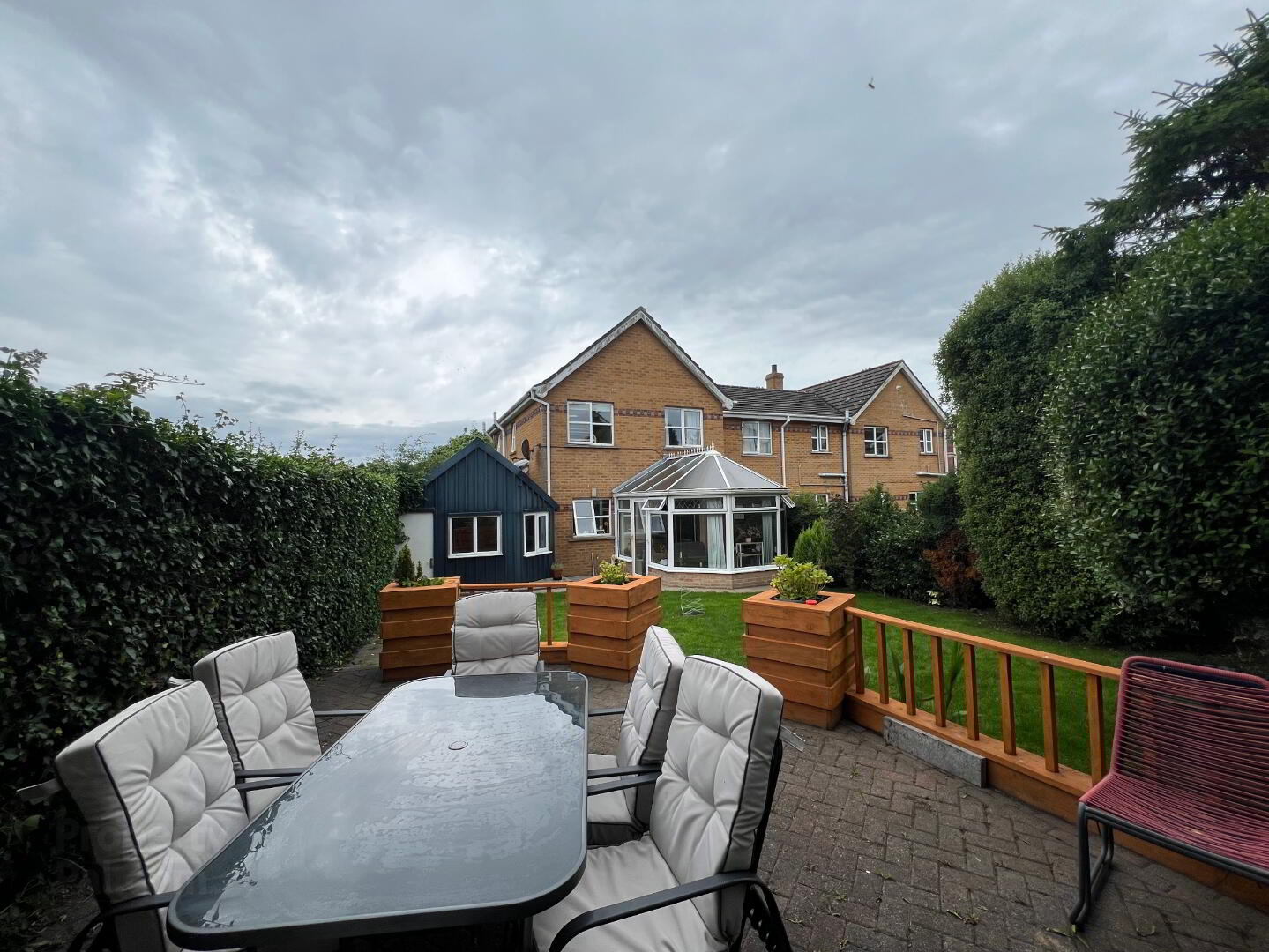 56 Whitethorn Avenue 5 of 30
