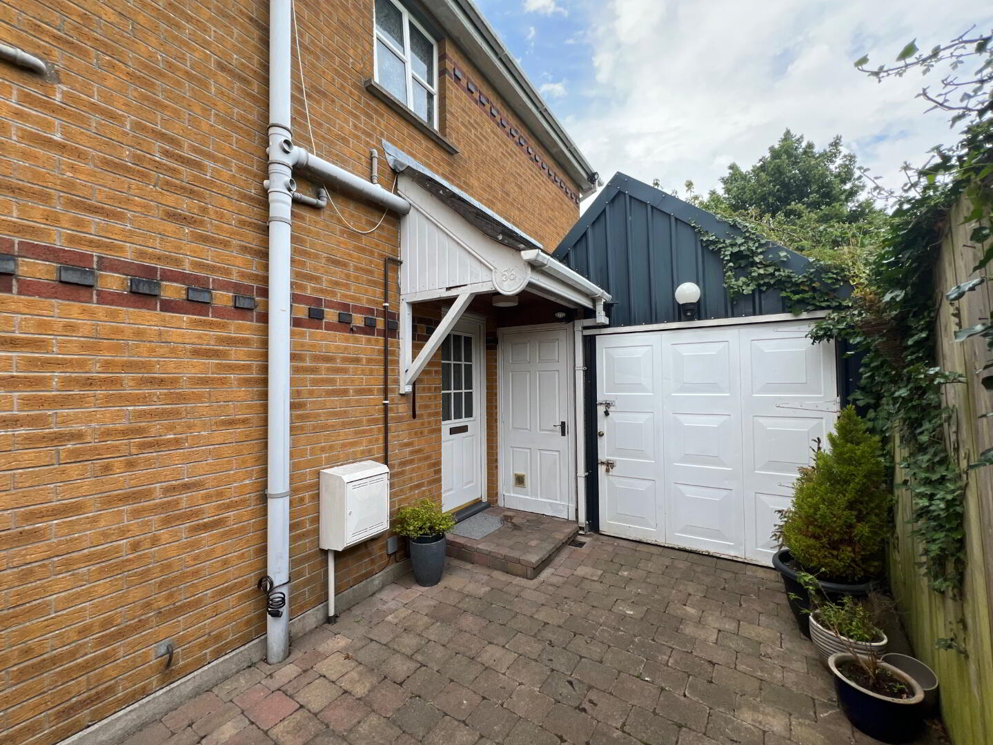 56 Whitethorn Avenue 6 of 30