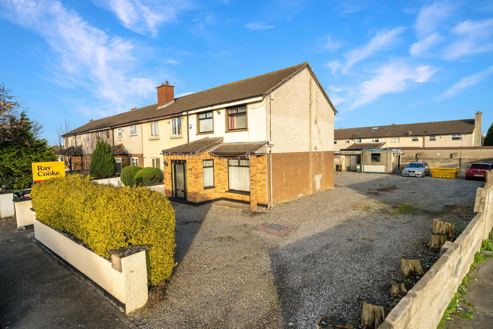 26 Castle Lawns 1 of 26