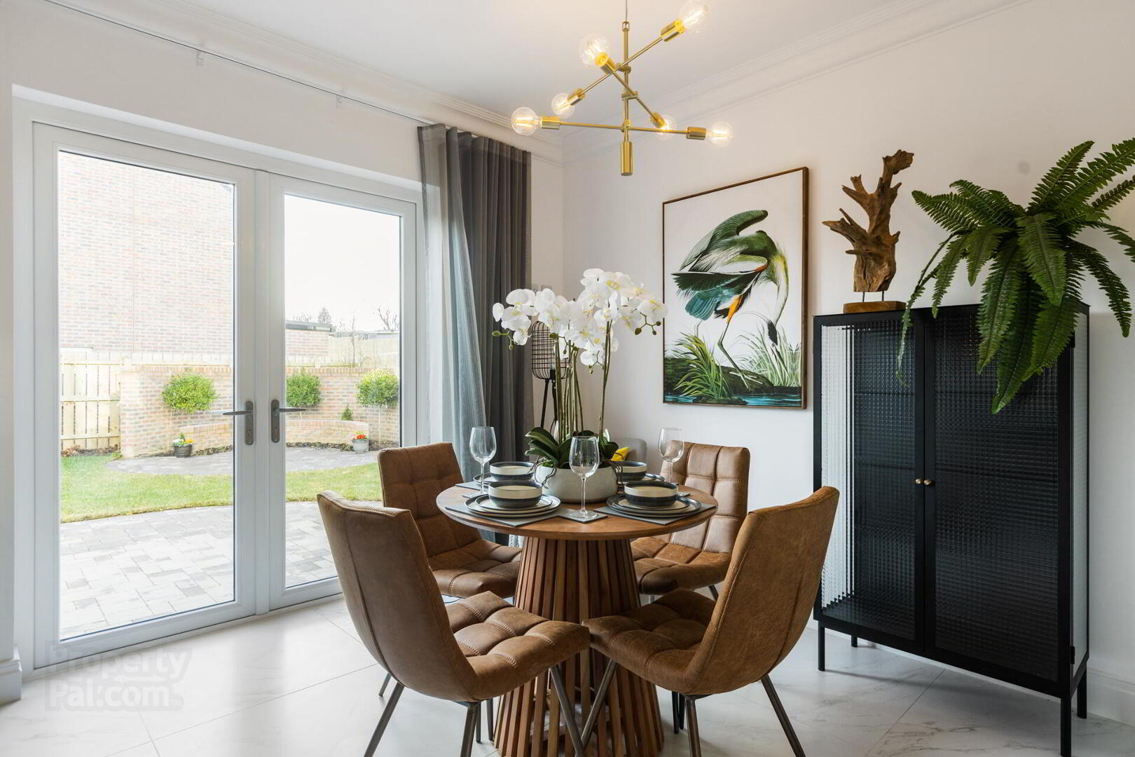 2 Blackthorn Drive 9 of 19