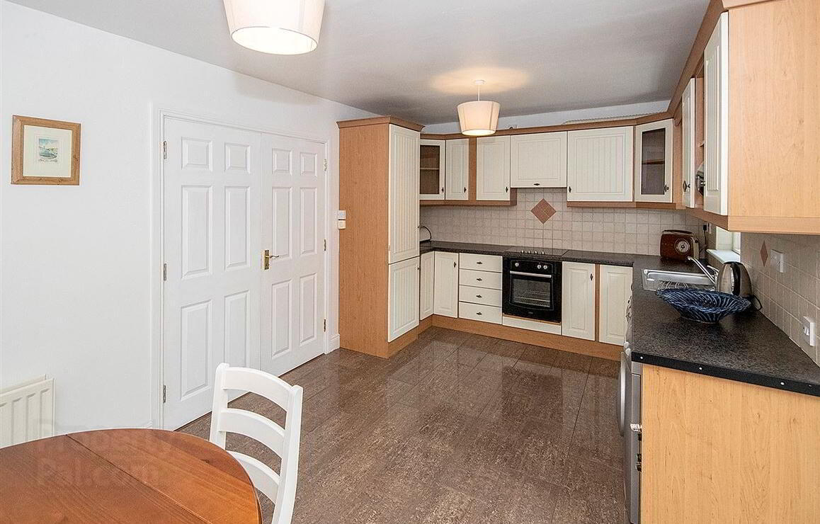 14 Denes Yard 8 of 23