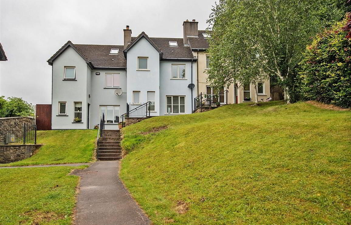 14 Denes Yard 1 of 23