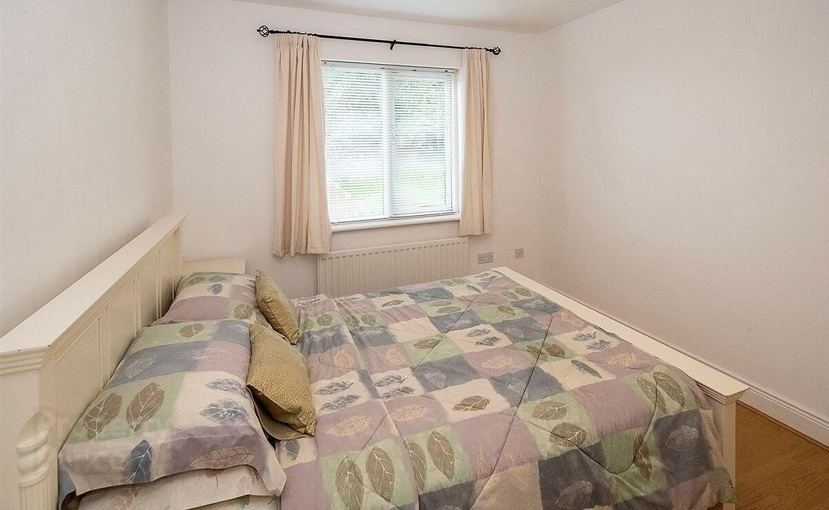 14 Denes Yard 15 of 23