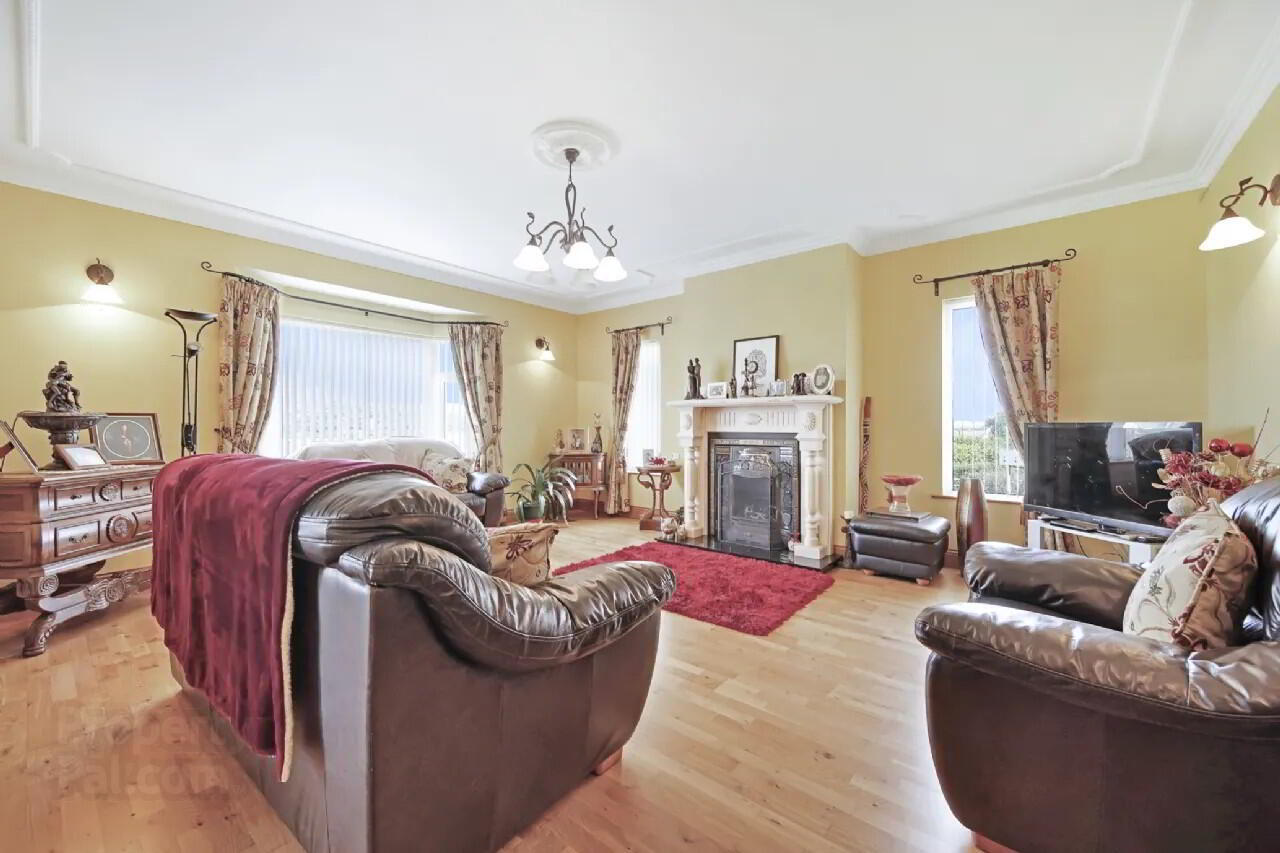 Archthorn House, Dromore 9 of 55