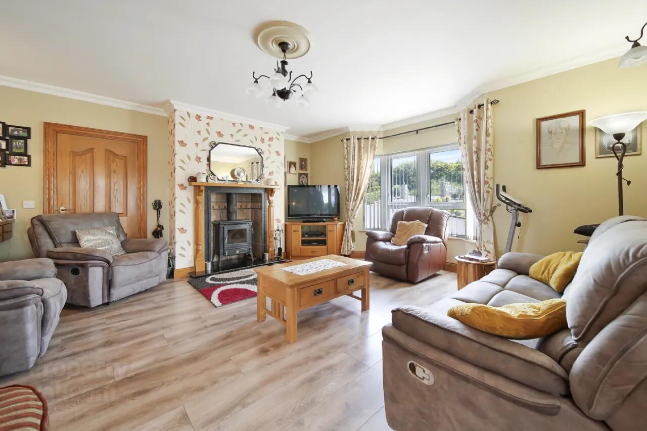 Archthorn House, Dromore 13 of 55