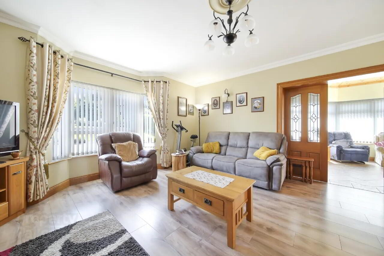 Archthorn House, Dromore 14 of 55