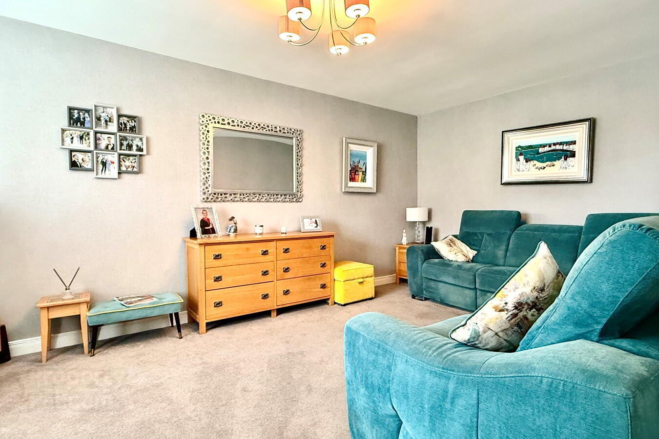 34 Lynden Gate 4 of 32