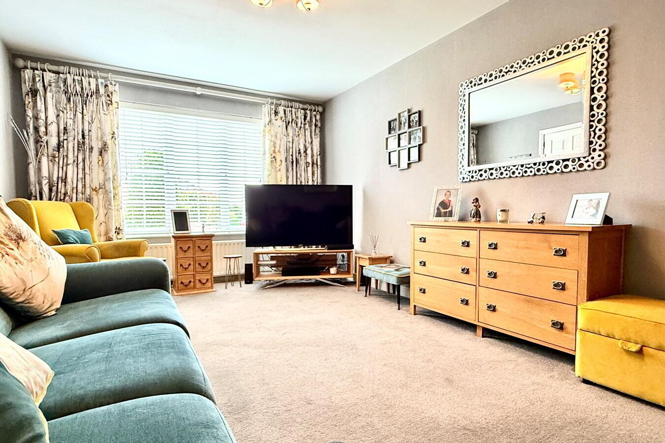 34 Lynden Gate 5 of 32