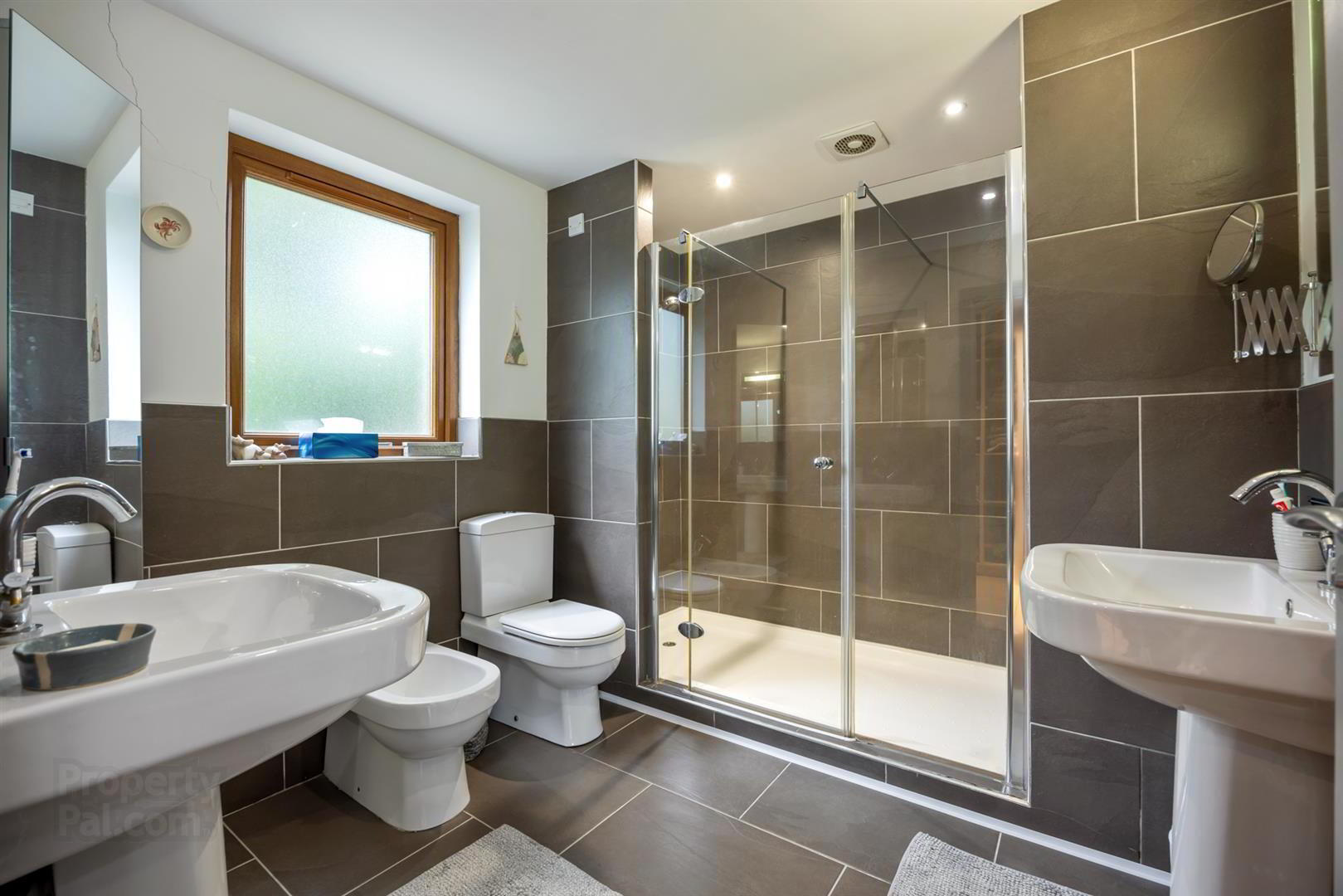 Lisnegar, 23 Well Road 23 of 29