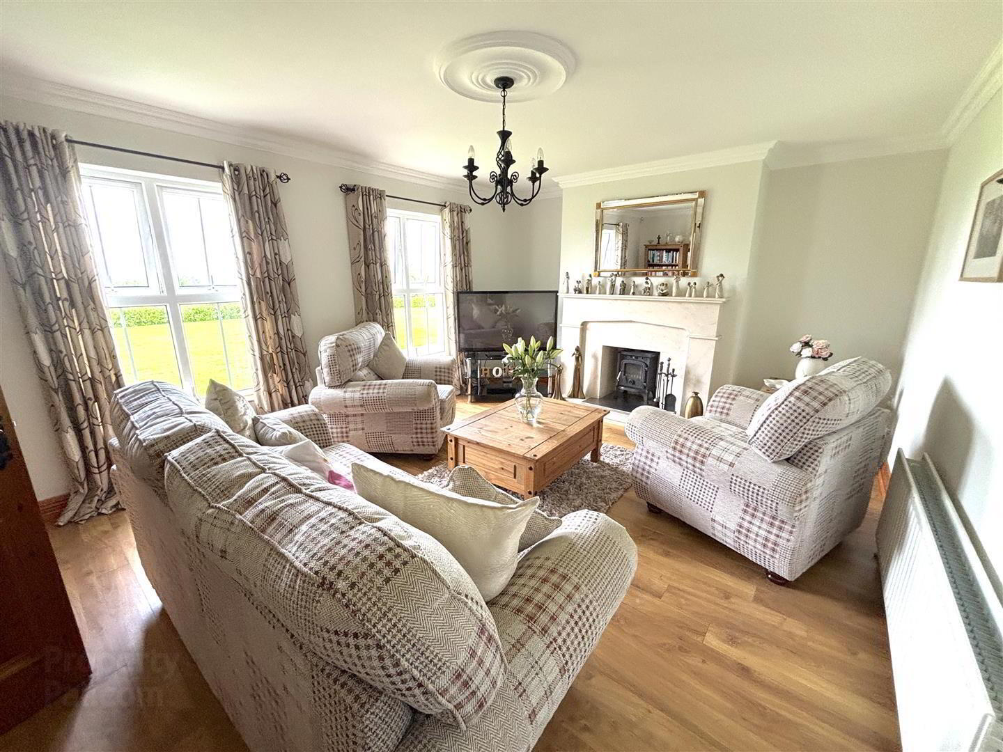 39 Larch Road 7 of 47