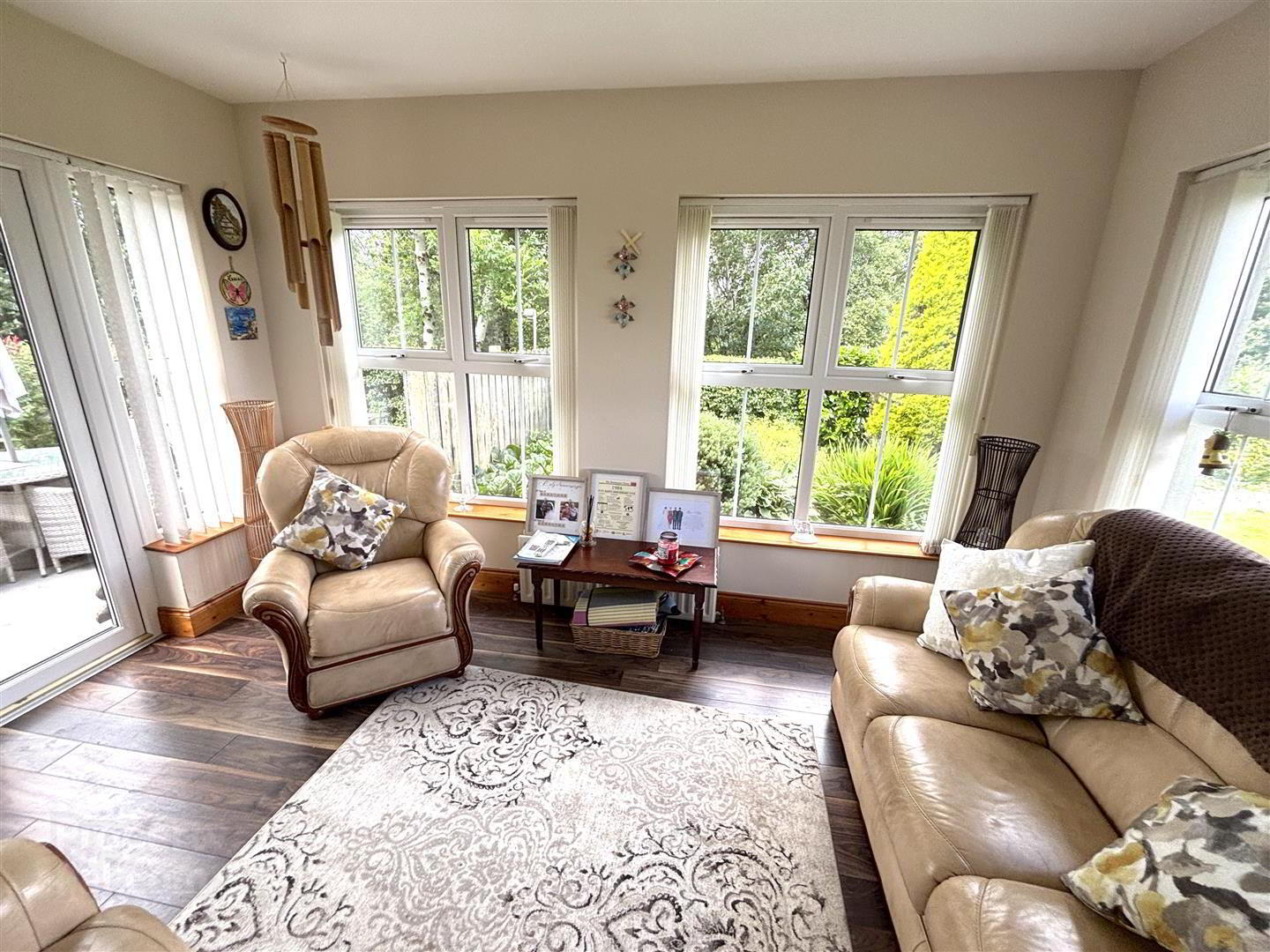 39 Larch Road 13 of 47