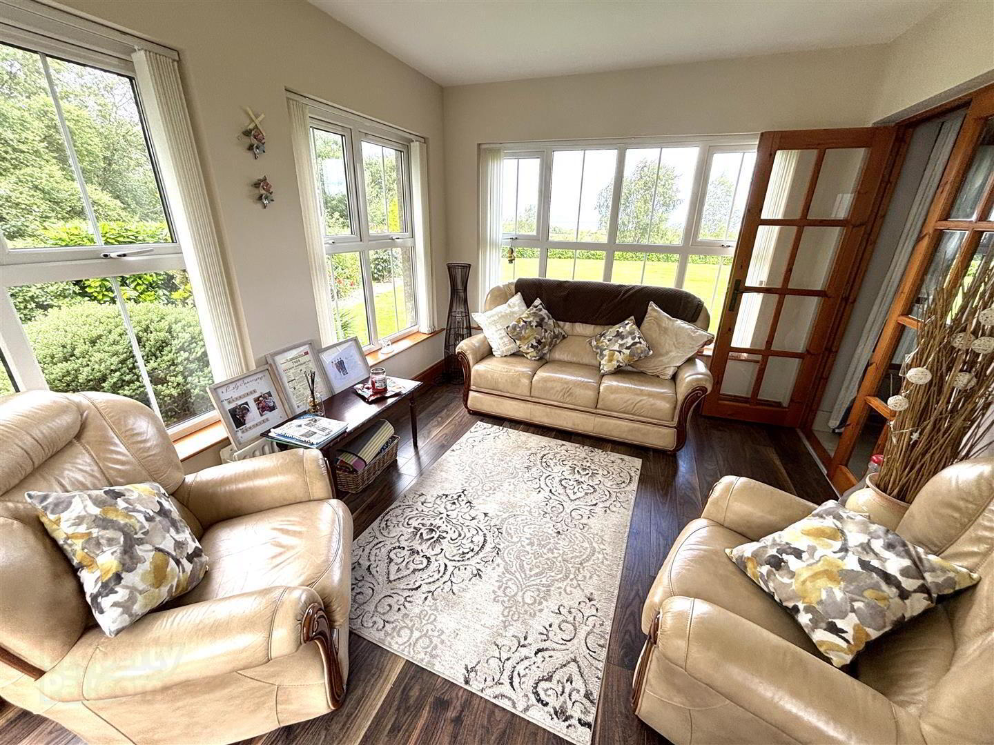 39 Larch Road 14 of 47