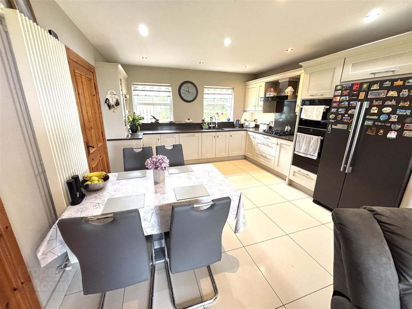 39 Larch Road 11 of 47