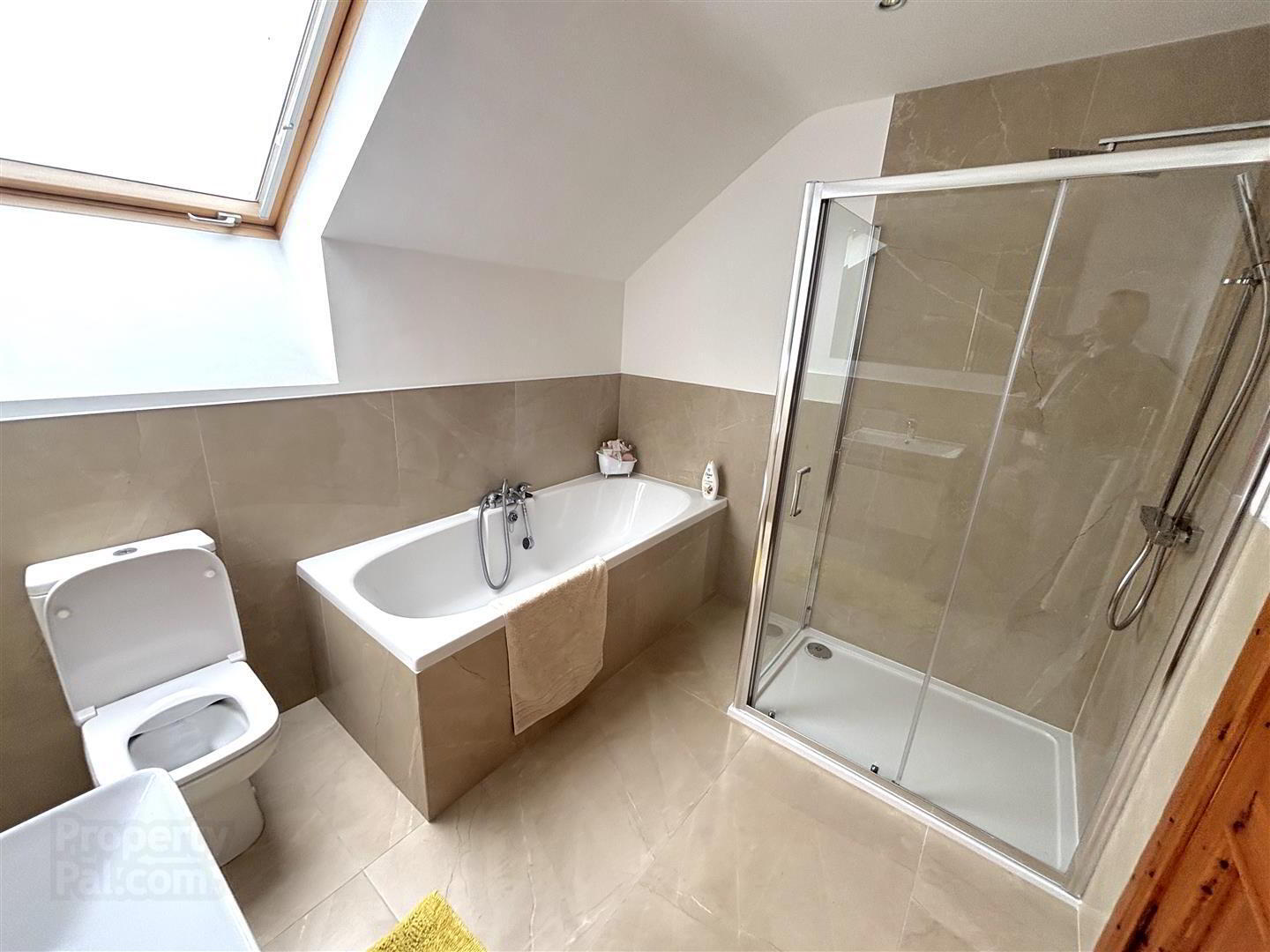 39 Larch Road 32 of 47