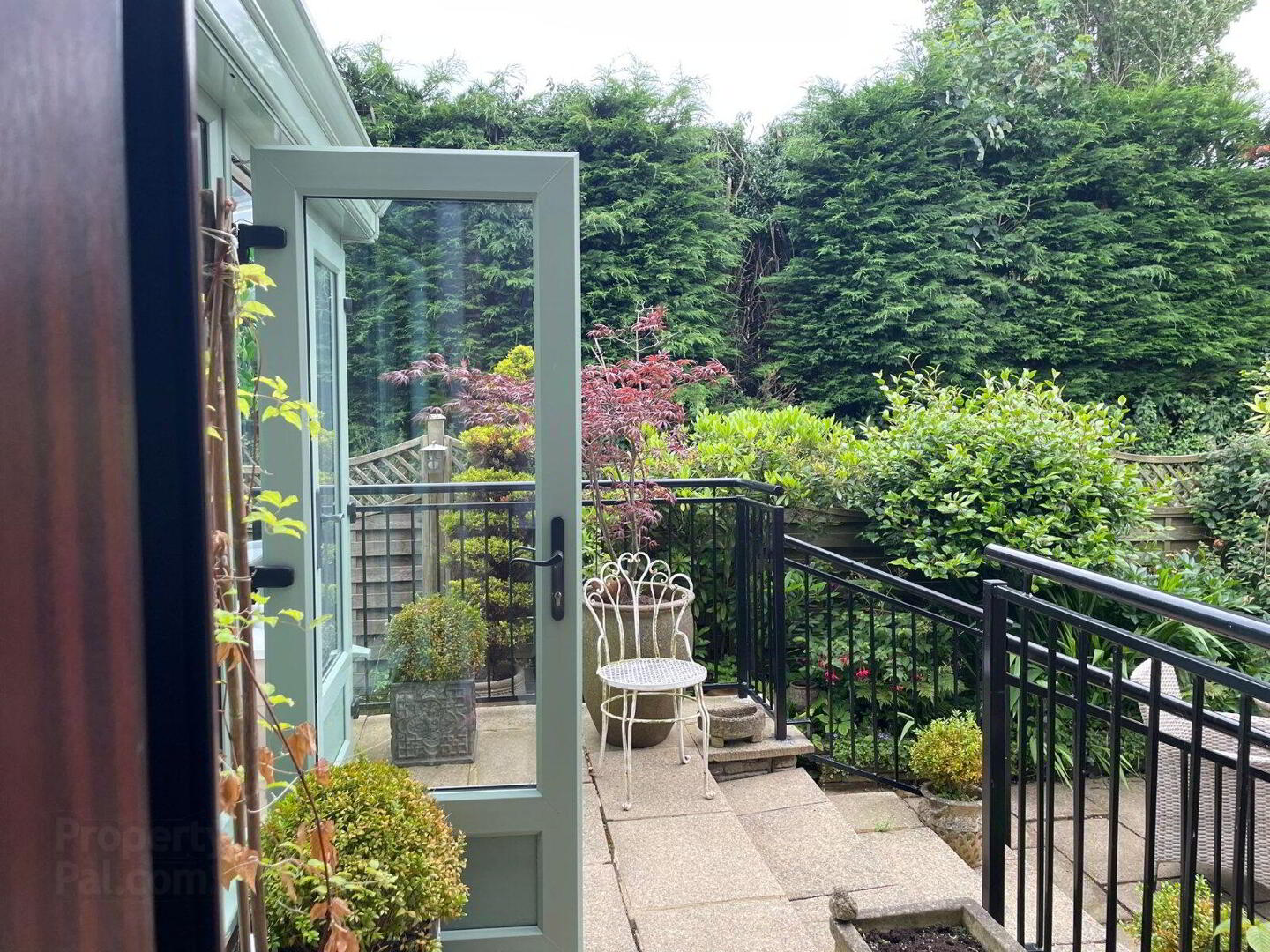 3 Lynnehurst Park 41 of 54