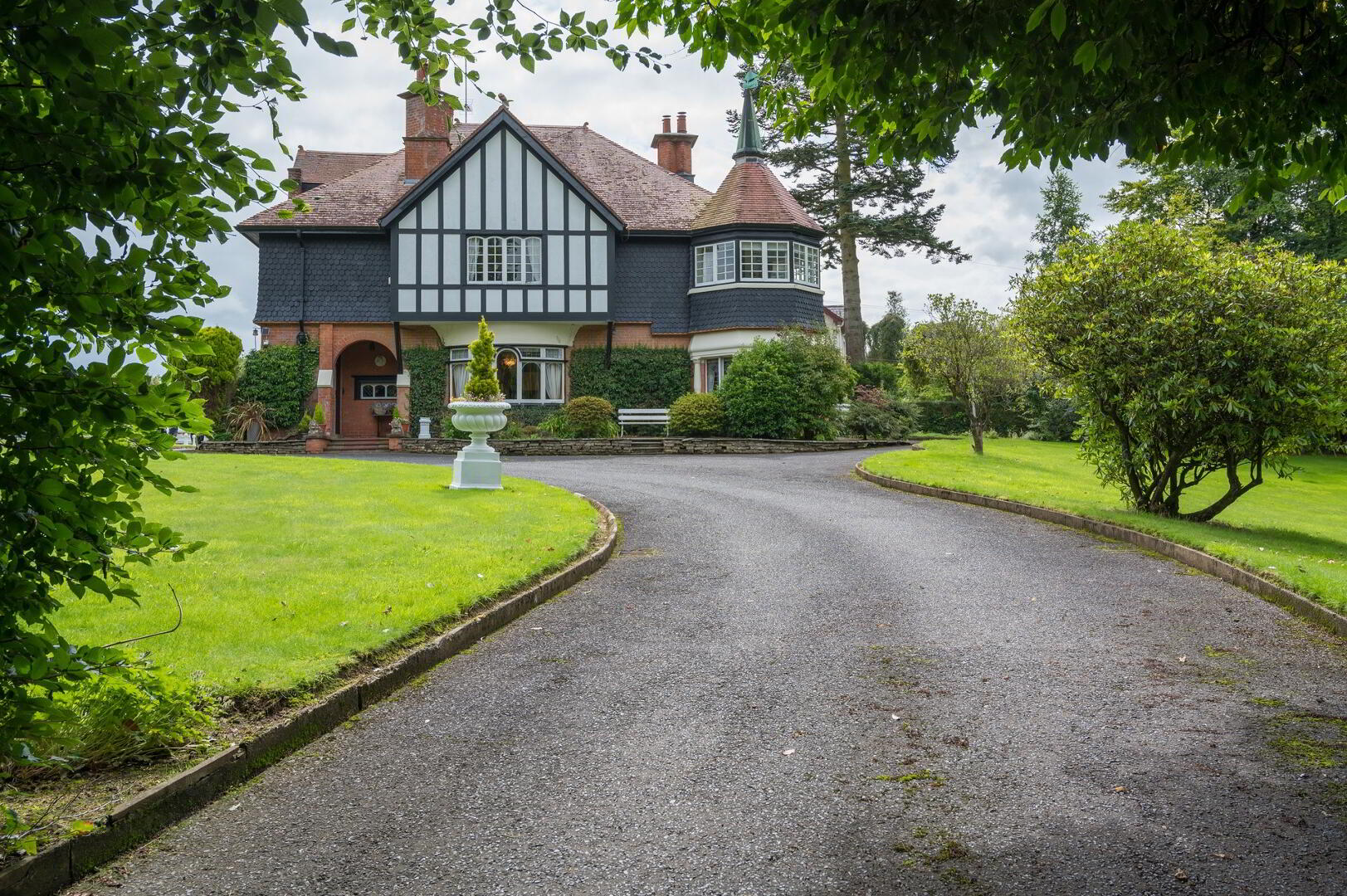 Red Dyke, 110 Galgorm Road 4 of 36
