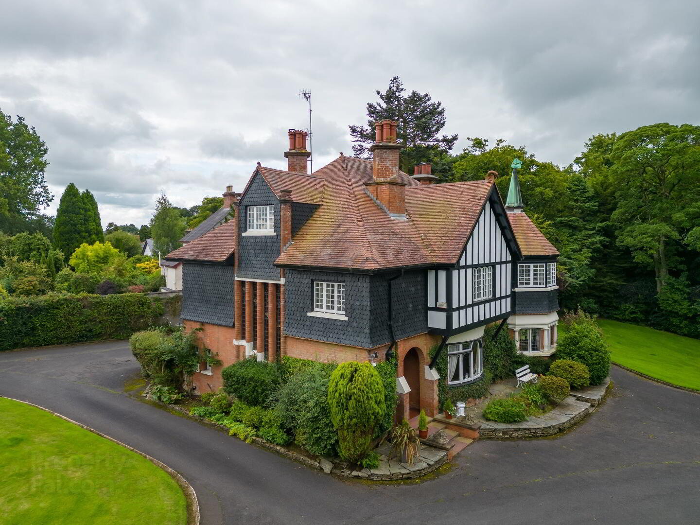 Red Dyke, 110 Galgorm Road 6 of 36