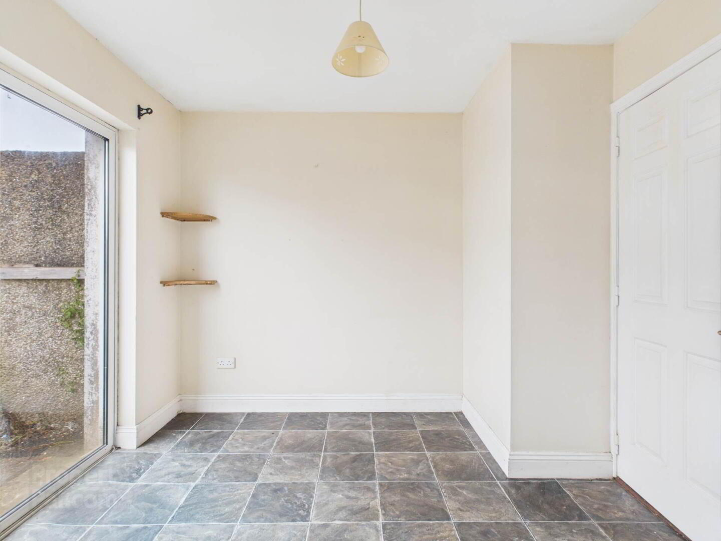 property description image