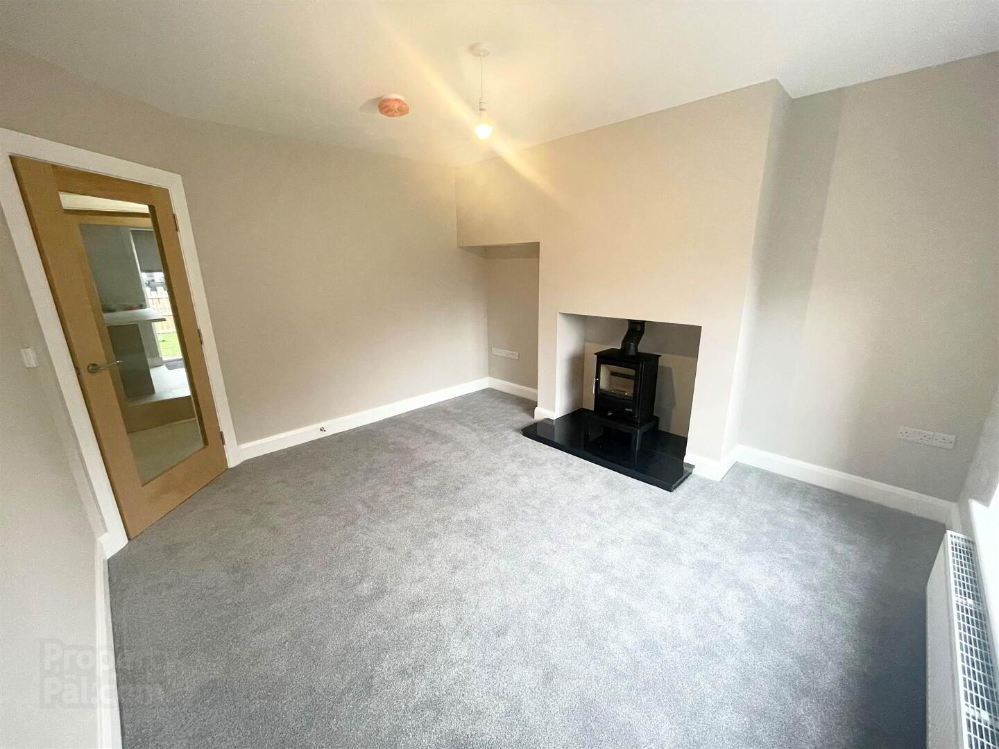 58c Shaftesbury Road 3 of 13