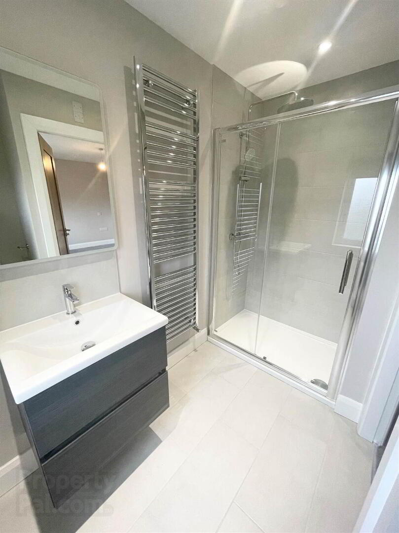 58c Shaftesbury Road 9 of 13