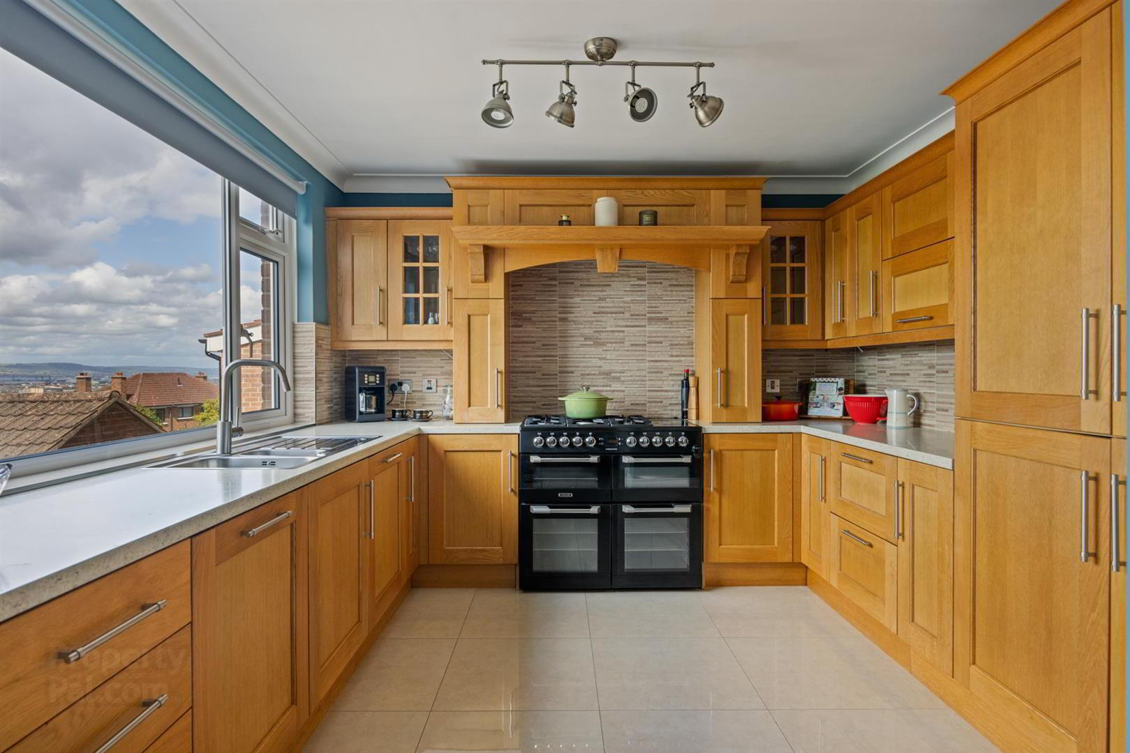 45 Beechgrove Gardens 13 of 38