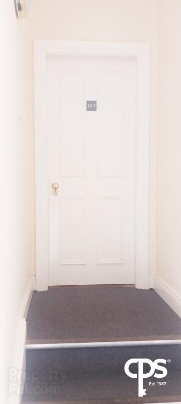 15/3 Cathedral Close 2 of 8