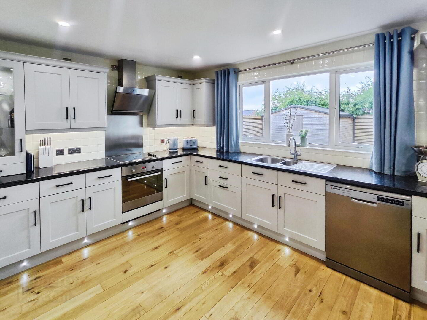 72 Knockbracken Court 4 of 16