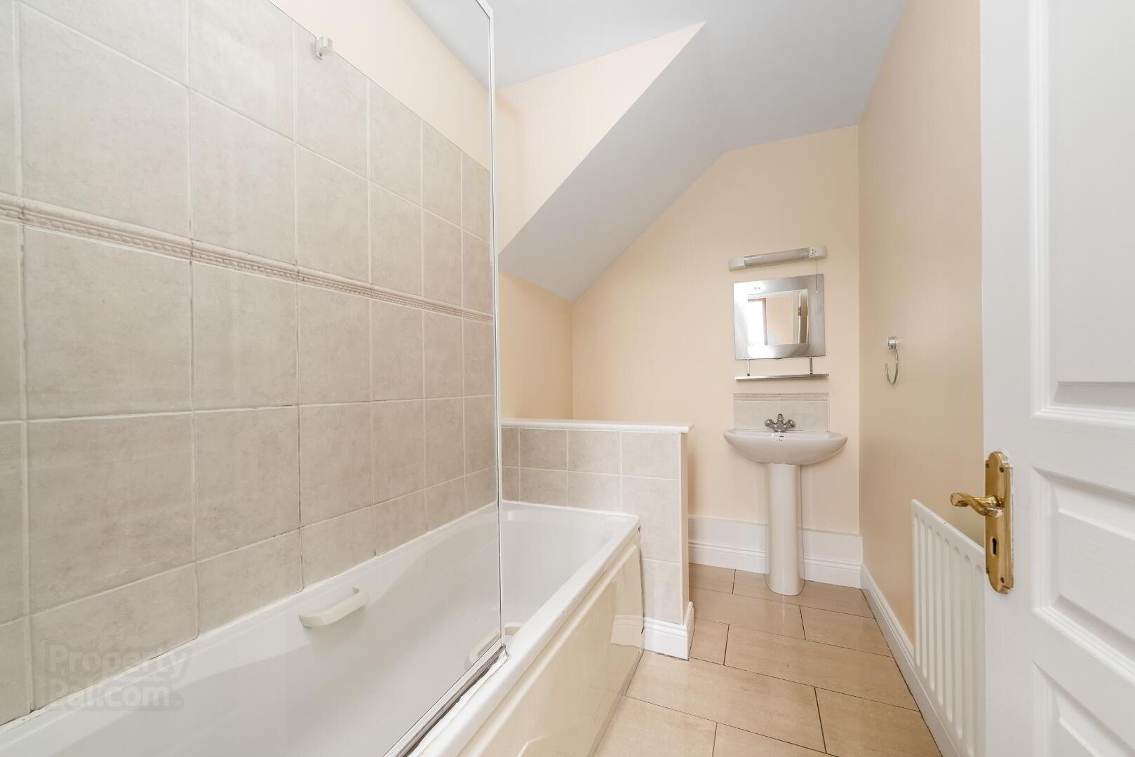 28 Annfield Court 11 of 24