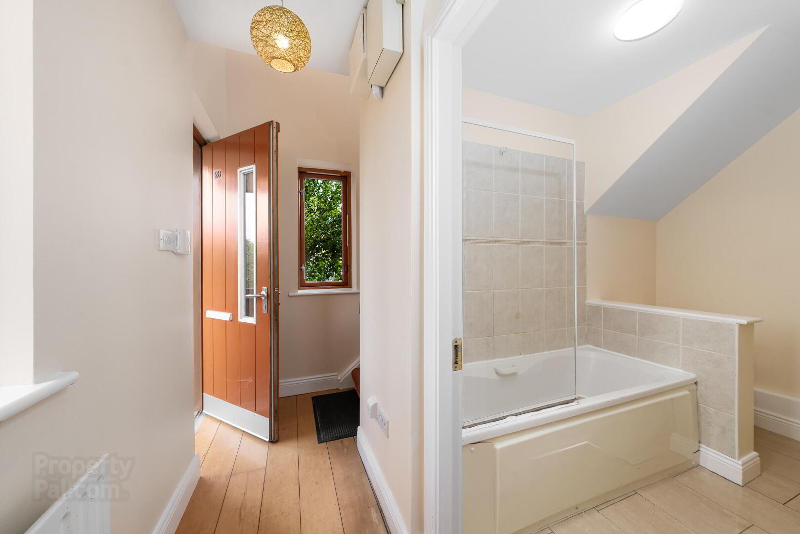 28 Annfield Court 4 of 24