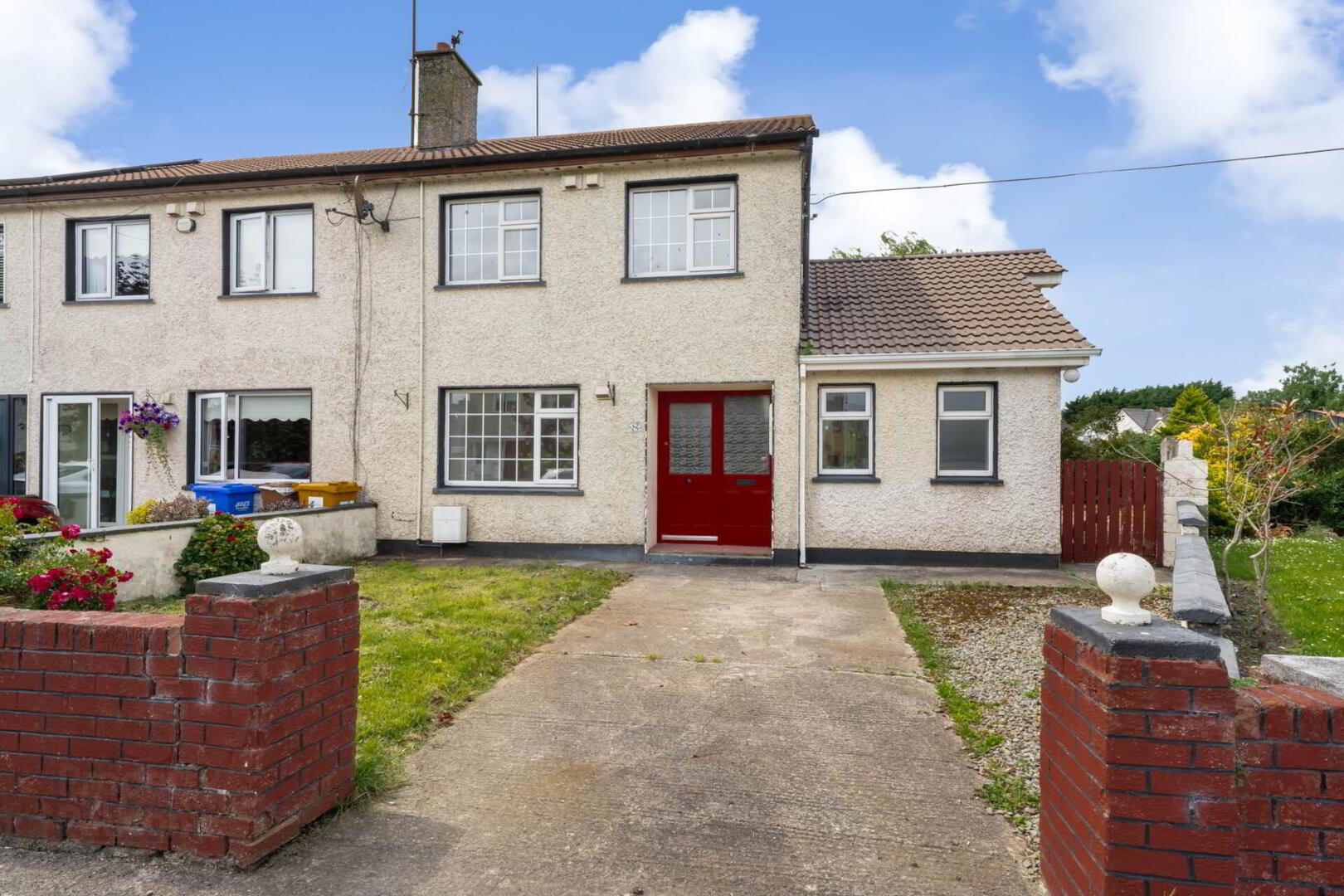 8 Reask Crescent 1 of 15