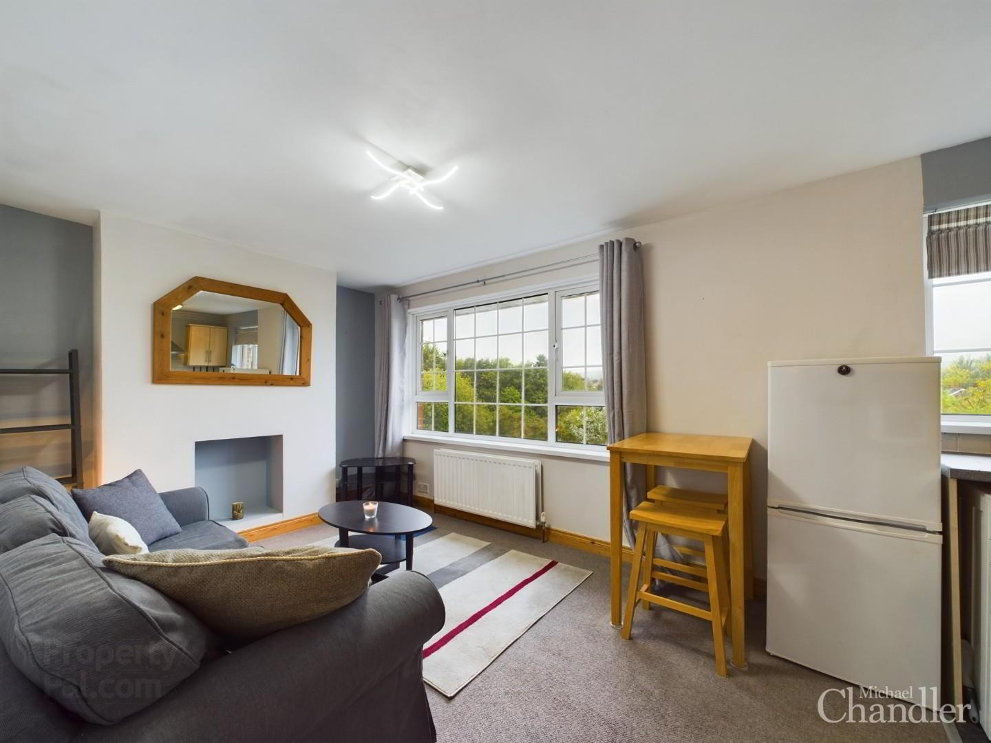 16a Hanwood Drive 5 of 13