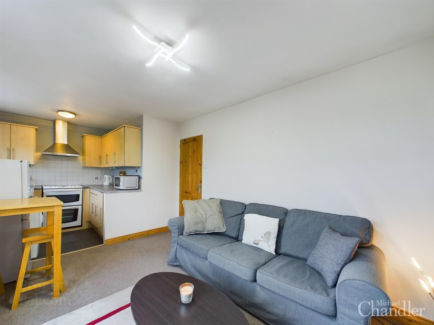 16a Hanwood Drive 6 of 13