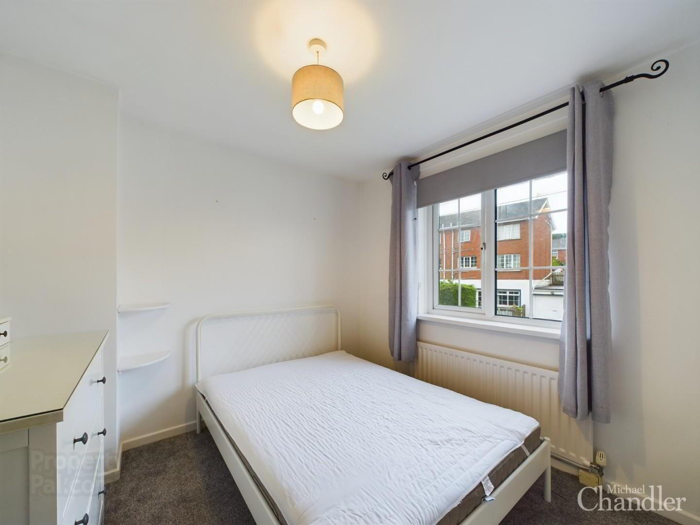 16a Hanwood Drive 9 of 13