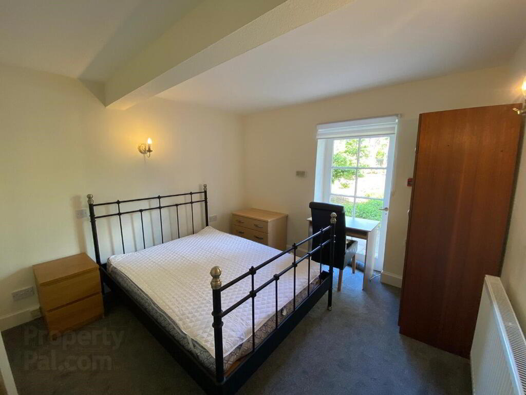 17a Merchiston Avenue 9 of 17