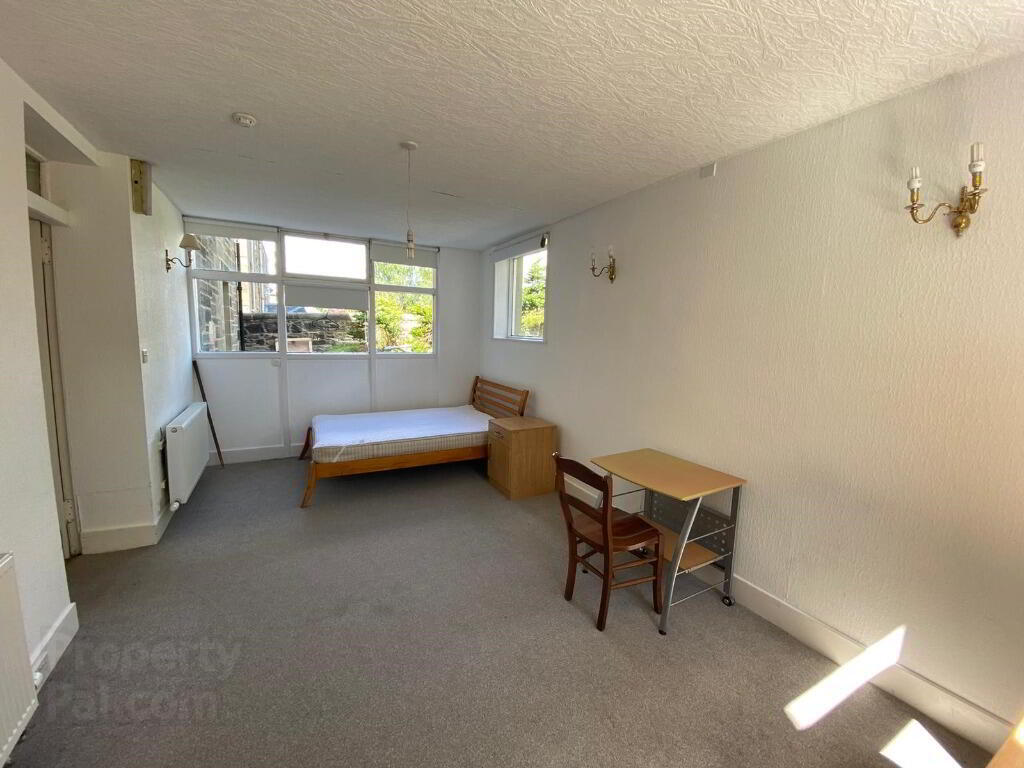 17a Merchiston Avenue 16 of 17