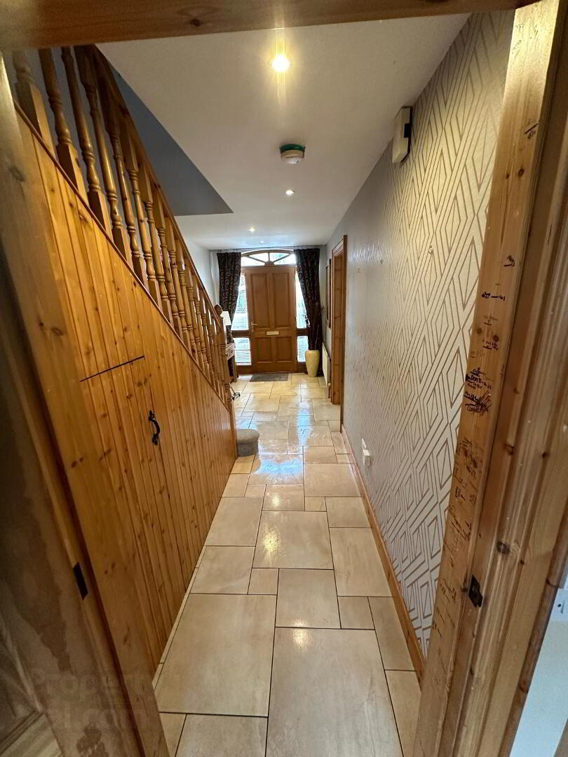 property description image
