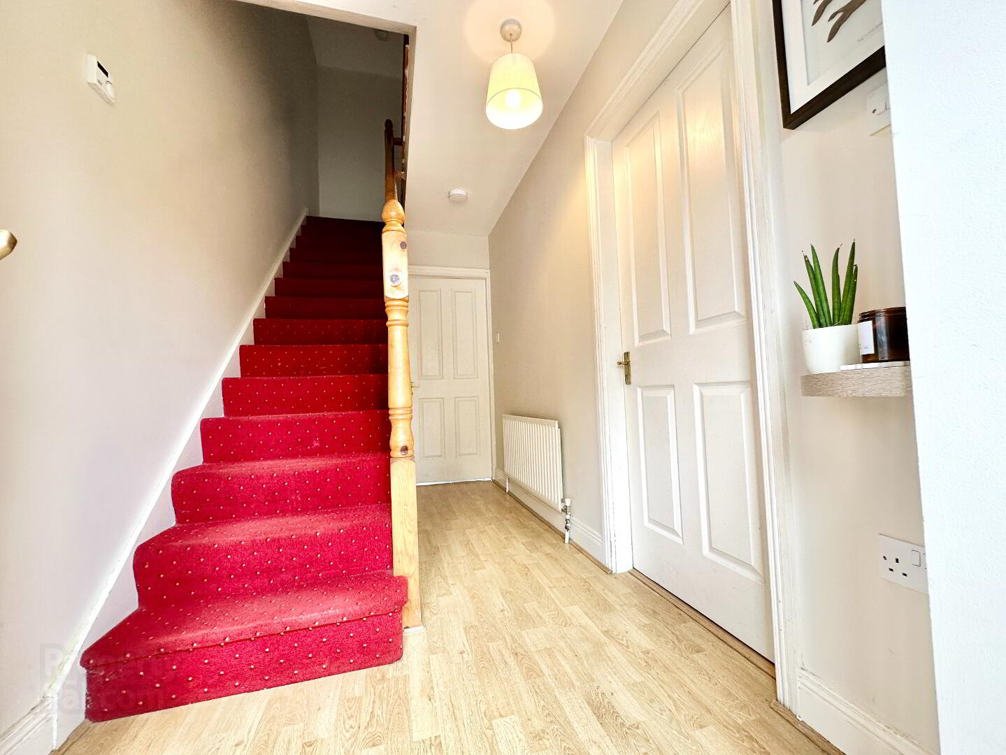 7 Manor Park 2 of 13
