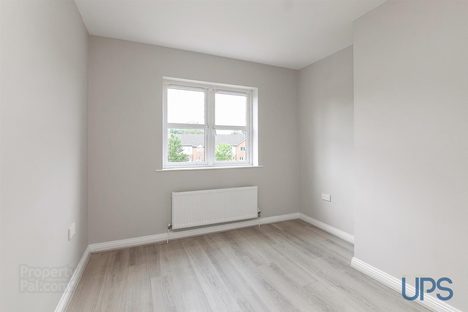 10 St. Annes Road 19 of 29
