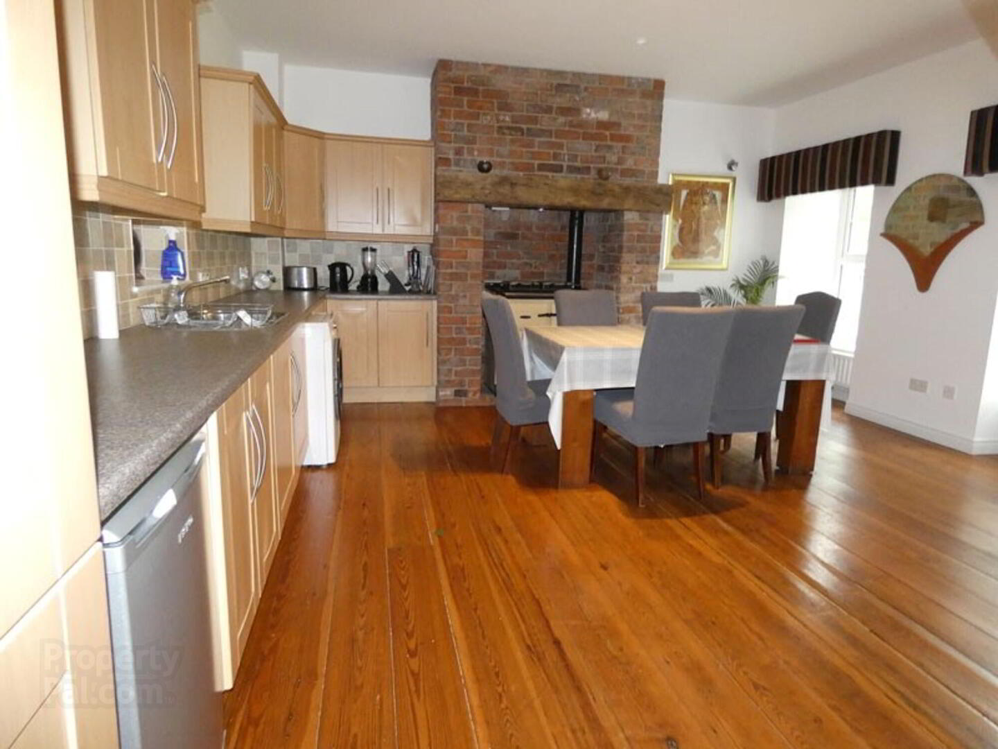 6 Cromore Village 4 of 8
