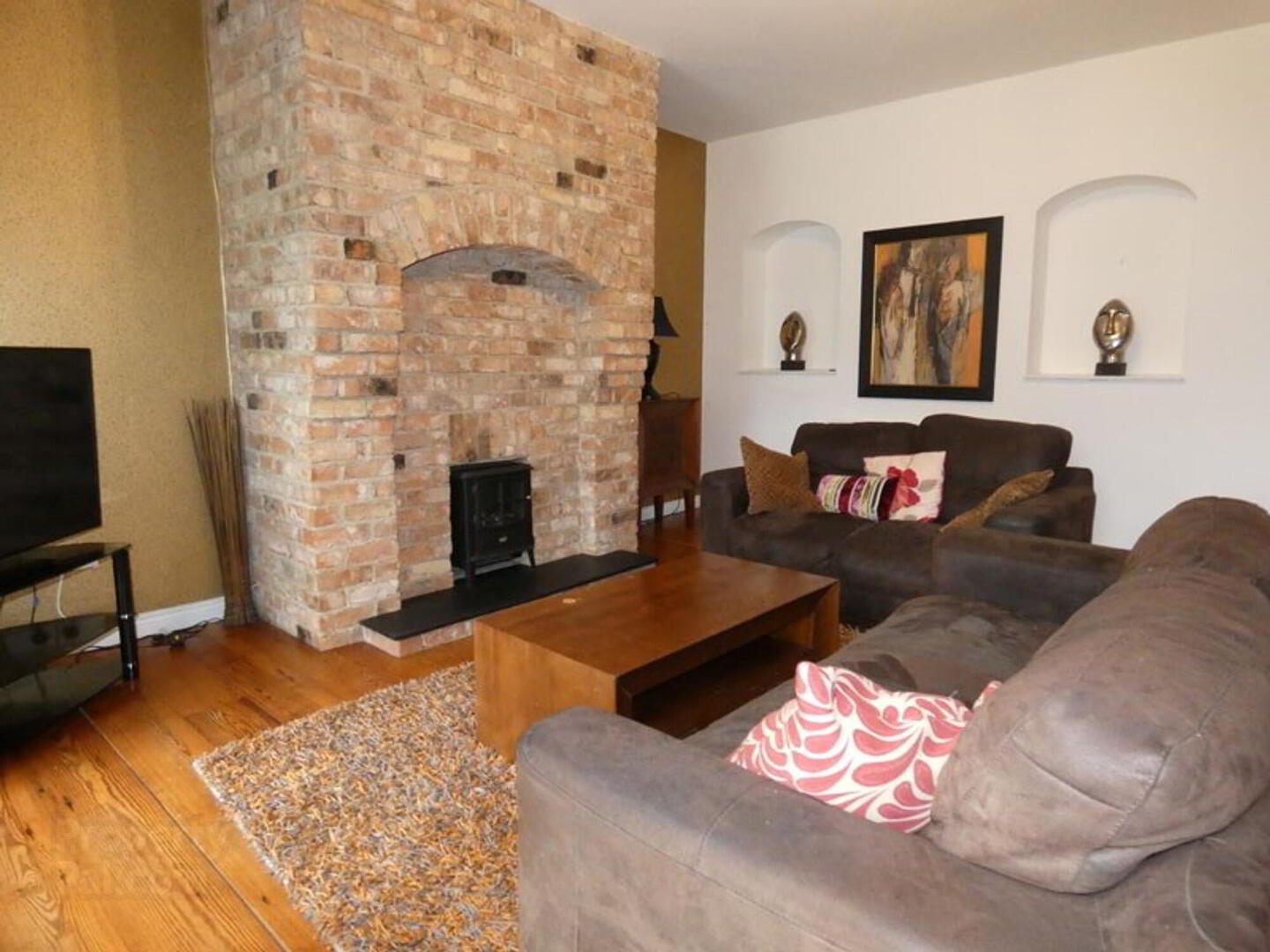 6 Cromore Village 3 of 8