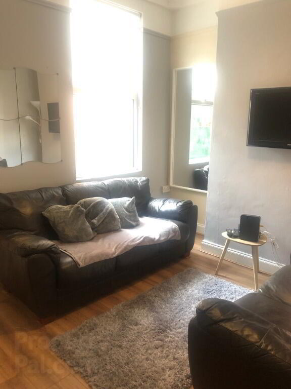 16 Stranmillis Gardens 3 of 22