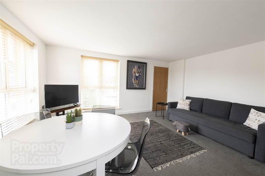 Apt 72, Greenwood Building 3 of 9
