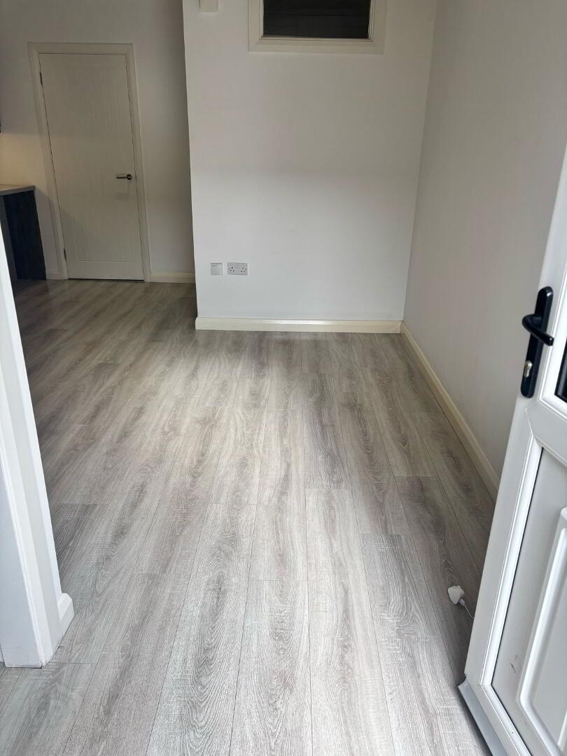 Unit 18,20 &20a, Bridge Street 14 of 17