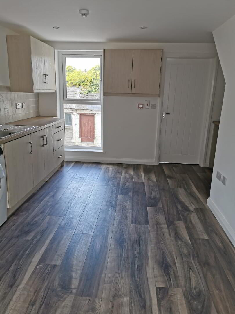 Unit 18,20 &20a, Bridge Street 11 of 17