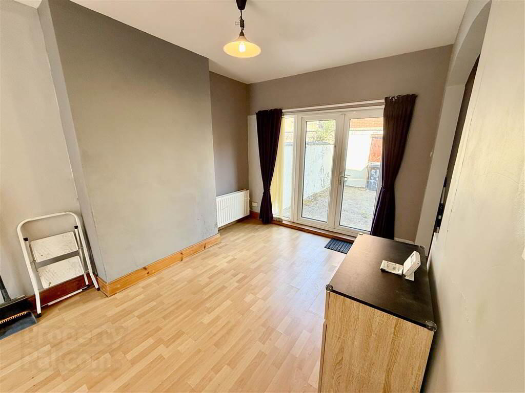 56 Tildarg Street 3 of 13
