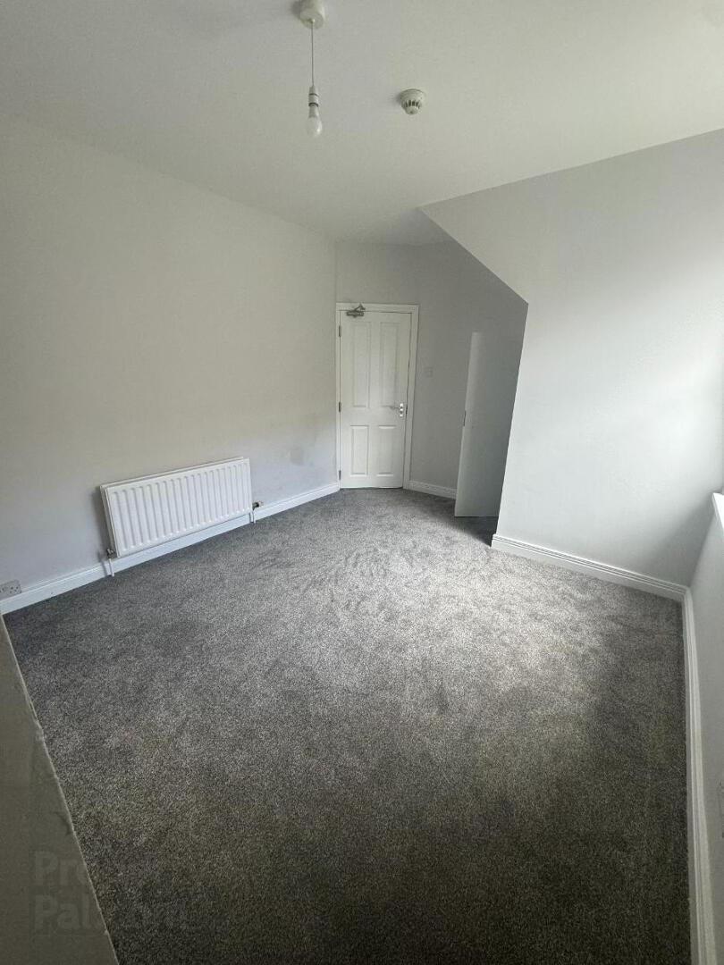 STUDENT ACCOMMODATION, 24 Chamberlain Street 3 of 13