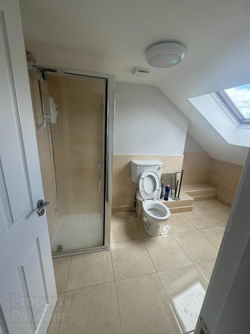 STUDENT ACCOMMODATION, 24 Chamberlain Street 10 of 13